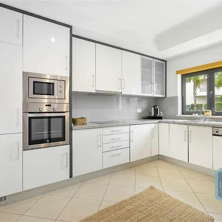 Quinta Do Pinheiro Dream Lodging Albufeira